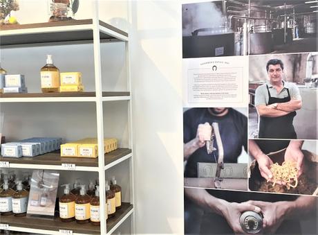 La Savonnerie Fer à Cheval vous invite cet été dans sa nouvelle boutique La Savonnerie Fer à Cheval vous invite cet été dans sa nouvelle boutique