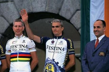 Les maillots mythiques des équipes du Tour de France Les maillots mythiques des équipes du Tour de France