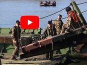 Divers Pont flottant