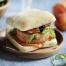  Cliquez ici pour découvrir  la recette du Burger bio veggie So Galettes et sauce barbecue aux abricots par Sojade  