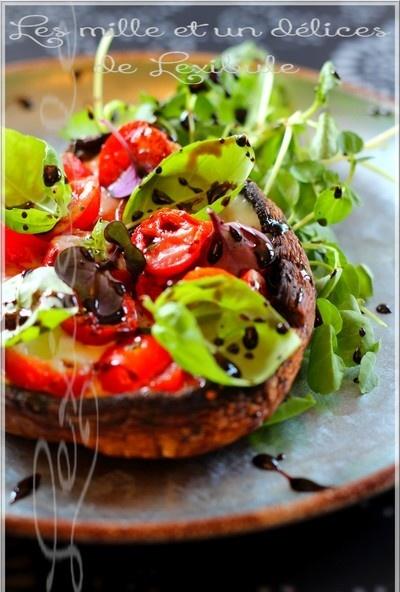 ~Portobello au beurre d'ail farci de tomates, mozzarella et balsamique~