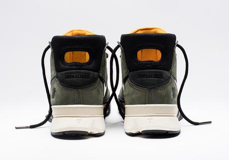 Pour cop les Undefeated x Nike Zoom Kobe 1 Protro Flight Jacket il faudra accomplir une véritable quête