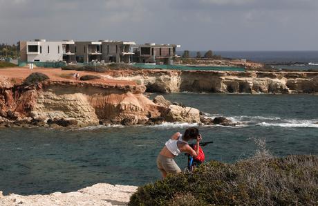 Chypre : Les phoques moines, objet d’une confrontation entre promoteurs immobiliers et défenseurs de l’environnement Chypre : Les phoques moines, objet d’une confrontation entre promoteurs immobiliers et défenseurs de l’environnement