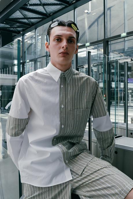 Andrea Crews redéfinit le style du businessman d’aujourd’hui Andrea Crews redéfinit le style du businessman d’aujourd’hui