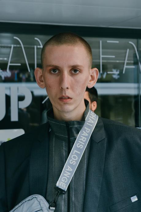 Andrea Crews redéfinit le style du businessman d’aujourd’hui Andrea Crews redéfinit le style du businessman d’aujourd’hui