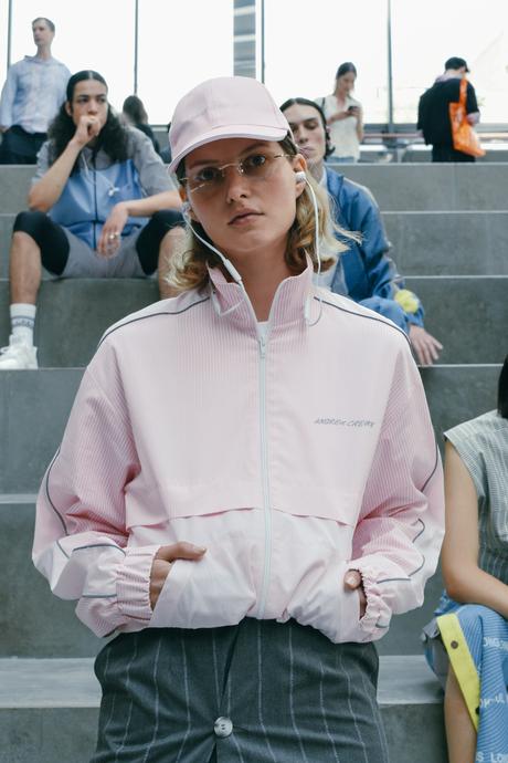 Andrea Crews redéfinit le style du businessman d’aujourd’hui Andrea Crews redéfinit le style du businessman d’aujourd’hui