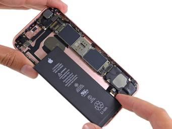 Faire remplacer la batterie de son iPhone par un professionnel reparation iphone