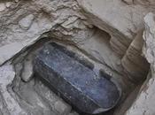 exceptionnel sarcophage granit noir l'époque ptolémaïque découvert Alexandrie