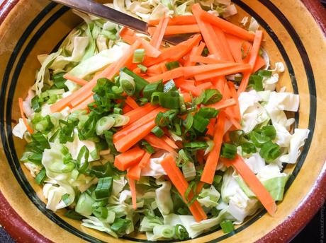 Lutsubo Express – Salade croquante et crémeuse de chou