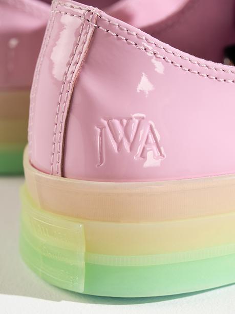 J.W. Anderson et Converse dévoilent la collection ‘Toy’ J.W. Anderson et Converse dévoilent la collection ‘Toy’