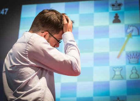 Journée difficile pour Maxime Vachier-Lagrave défait par Magnus Carlsen - Photo © Lennart Ootes