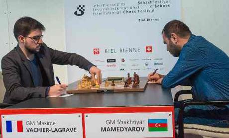 Partie nulle ronde 8 entre Maxime Vachier-Lagrave et Shakhriyar Mamedyarov - Photo © Lennart Ootes