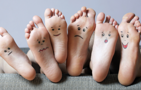 COMMENT LUTTER CONTRE LES ODEURS DE PIEDS ?