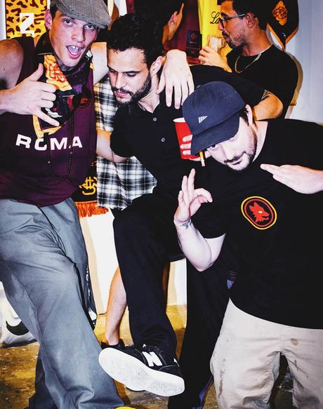 Nowhere FC et l’AS Roma collaborent dans une collection AS Wolves Nowhere FC x A.S. Roma A.S. Wolves