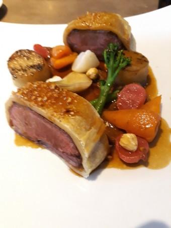 Filet d'agneau en croûte © Gourmets&co Filet d'agneau en croûte © Gourmets&co