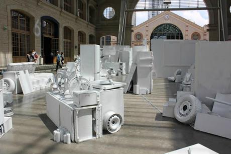 Exposition Fragments Urbains Vhils 104 Paris Street Art sculpture artiste
