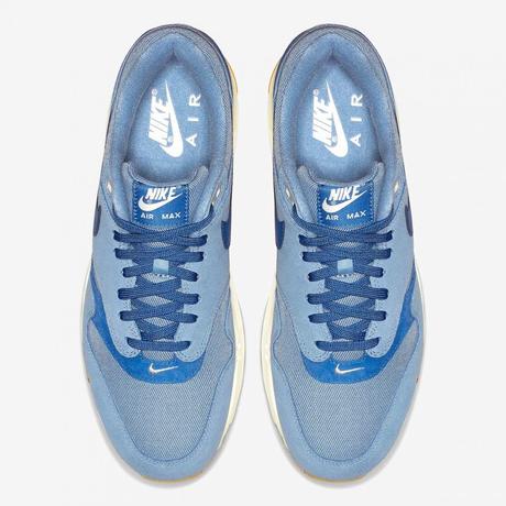 Air Max 1 miniswoosh