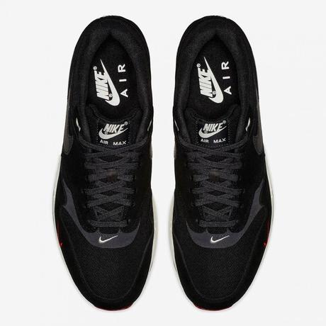 Air Max 1 miniswoosh