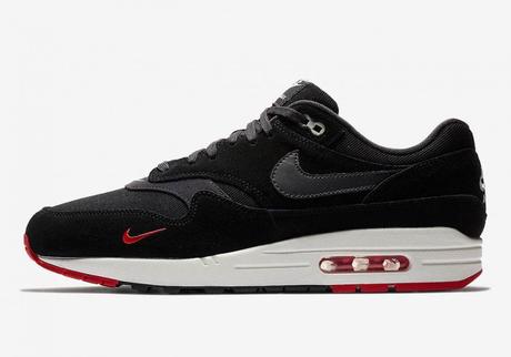 Air Max 1 miniswoosh