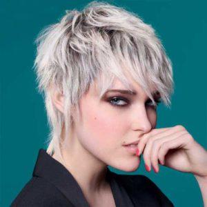 Comment se coiffer quand on a les cheveux courts ?