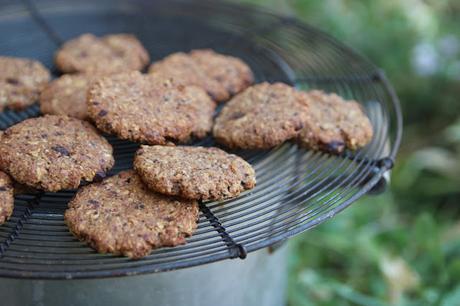 Cuillère et saladier : Cookies à l'okara de noisette et au chocolat (vegan)