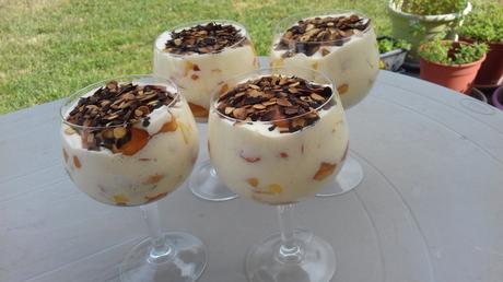 Tiramisu pêche-abricot à la fleur d'oranger