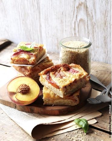 Clafoutis bio au quinoa, pêche et fleur d'oranger Recette bio Priméal : Clafoutis bio au quinoa, pêche et fleur d'oranger
