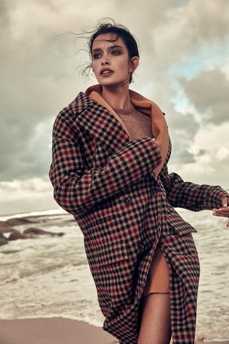 Zoe Barnard par Jeremy Choh Zoe Barnard par Jeremy Choh