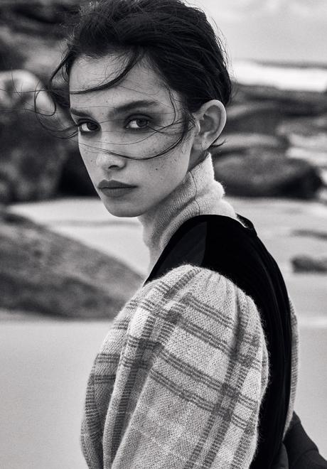 Zoe Barnard par Jeremy Choh Zoe Barnard par Jeremy Choh