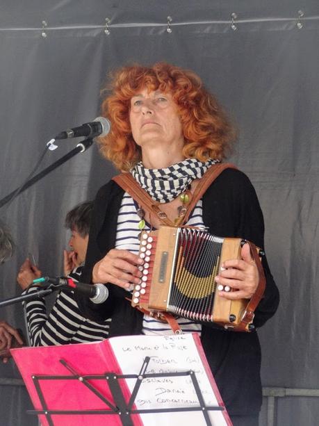 Femmes de Marins à la Fête des vieux gréements ( scène Guillemer ) à Paimpol le 10 août 2018 Femmes de Marins à la Fête des vieux gréements ( scène Guillemer ) à Paimpol le 10 août 2018