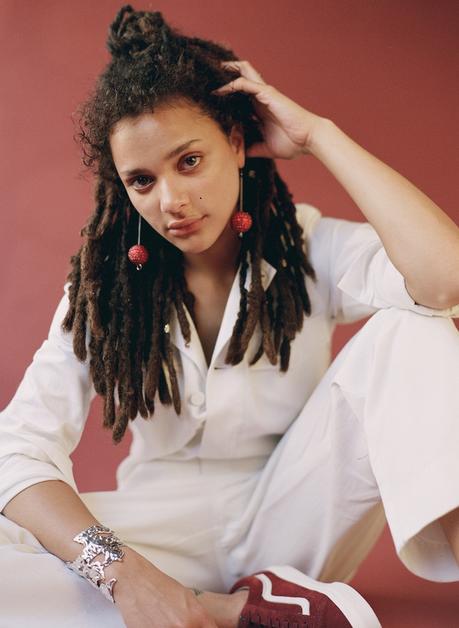 A Guide To Cool : Volume 48 – Sasha Lane A Guide To Cool : Volume 48 – Sasha Lane