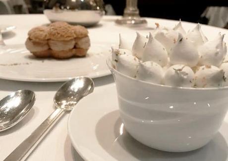 restaurant-pre-catalan-table-desserts restaurant-pre-catalan-table-desserts