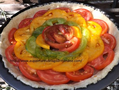 Tarte aux tomates multicolores,compotée d'oignons IG Bas