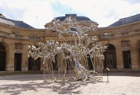 Impressionante exposition Subodh Gupta à la Monnaie de Paris