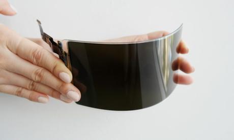 Samsung confirme son envie de sortir en premier un smartphone à écran « pliable ». Samsung confirme son envie de sortir en premier un smartphone à écran « pliable ».