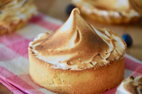 Tartelettes aux myrtilles meringuées