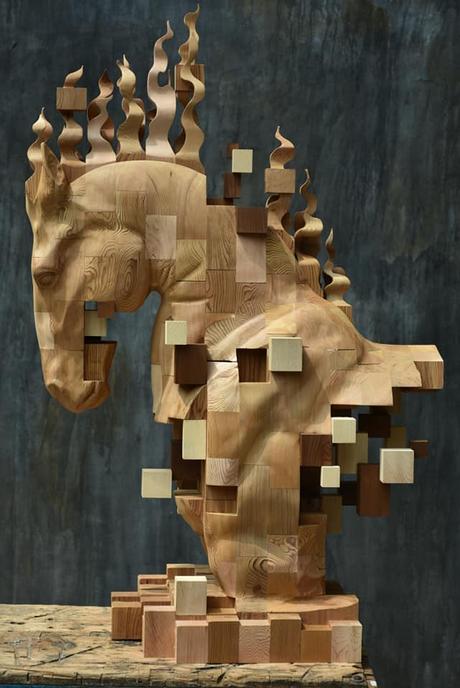 Hsu Tung Han - Wood horse sculpture