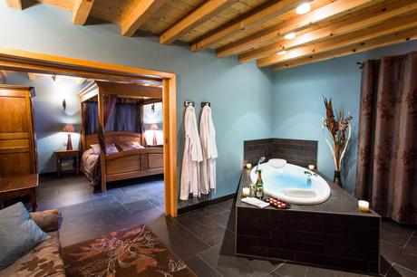 cf-le-castel-damandre-19-suite-junior-privilege-jacuzzi cf-le-castel-damandre-19-suite-junior-privilege-jacuzzi