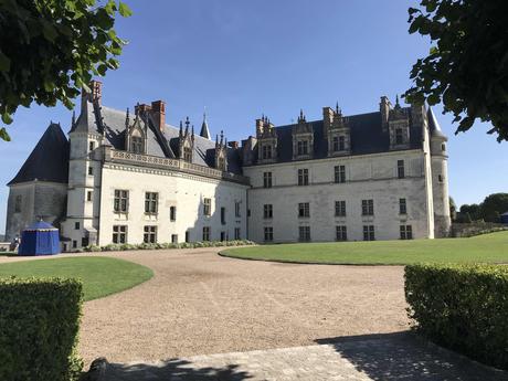 Carte postale d'Amboise côté château Carte postale d'Amboise côté château