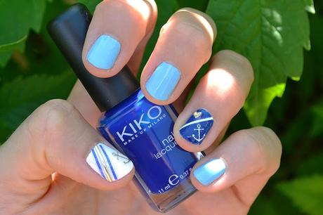 Blue Nail Art avec les Polish Pop de Kiss