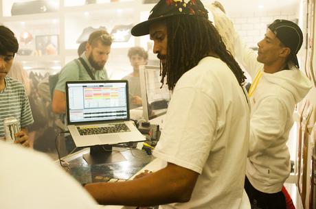 Volcom lance sa nouvelle collection “Abandoned Playground” à Paris Volcom lance sa nouvelle collection “Abandoned Playground” à Paris