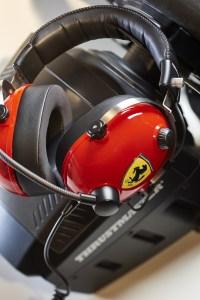 Thrustmaster T Racing Scuderia Ferrari Edition screen3