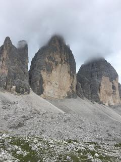 QUELQUES HAUTEURS A LA FRAÎCHE QUELQUES HAUTEURS A LA FRAÎCHE