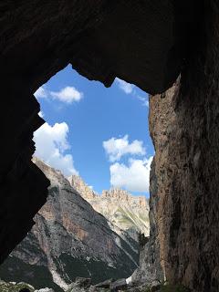 QUELQUES HAUTEURS A LA FRAÎCHE QUELQUES HAUTEURS A LA FRAÎCHE