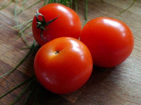 Mousse aux tomates, basilic et fromage blanc
