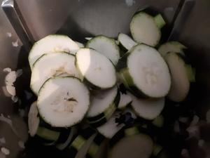 Gratin de Courgettes aux dés de Jambon et Moutarde Cliquer sur les photgraphies pour les agrandir