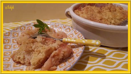 Crumble aux pêches de vigne