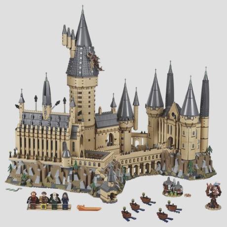Le château de Poudlard a aussi sa version Lego ! Le château de Poudlard a aussi sa version Lego !