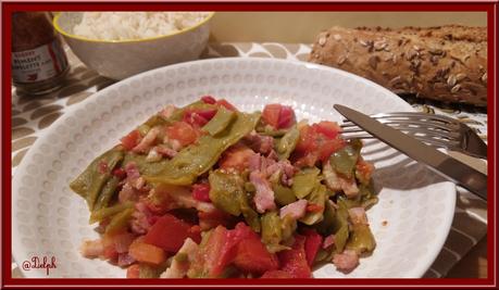Poêlée de Haricots verts plats, Poivron, Tomates et Lardons Poêlée de Haricots verts plats, Poivron, Tomates et Lardons