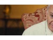 Critique Pape François homme parole, mais vaut-elle l’or